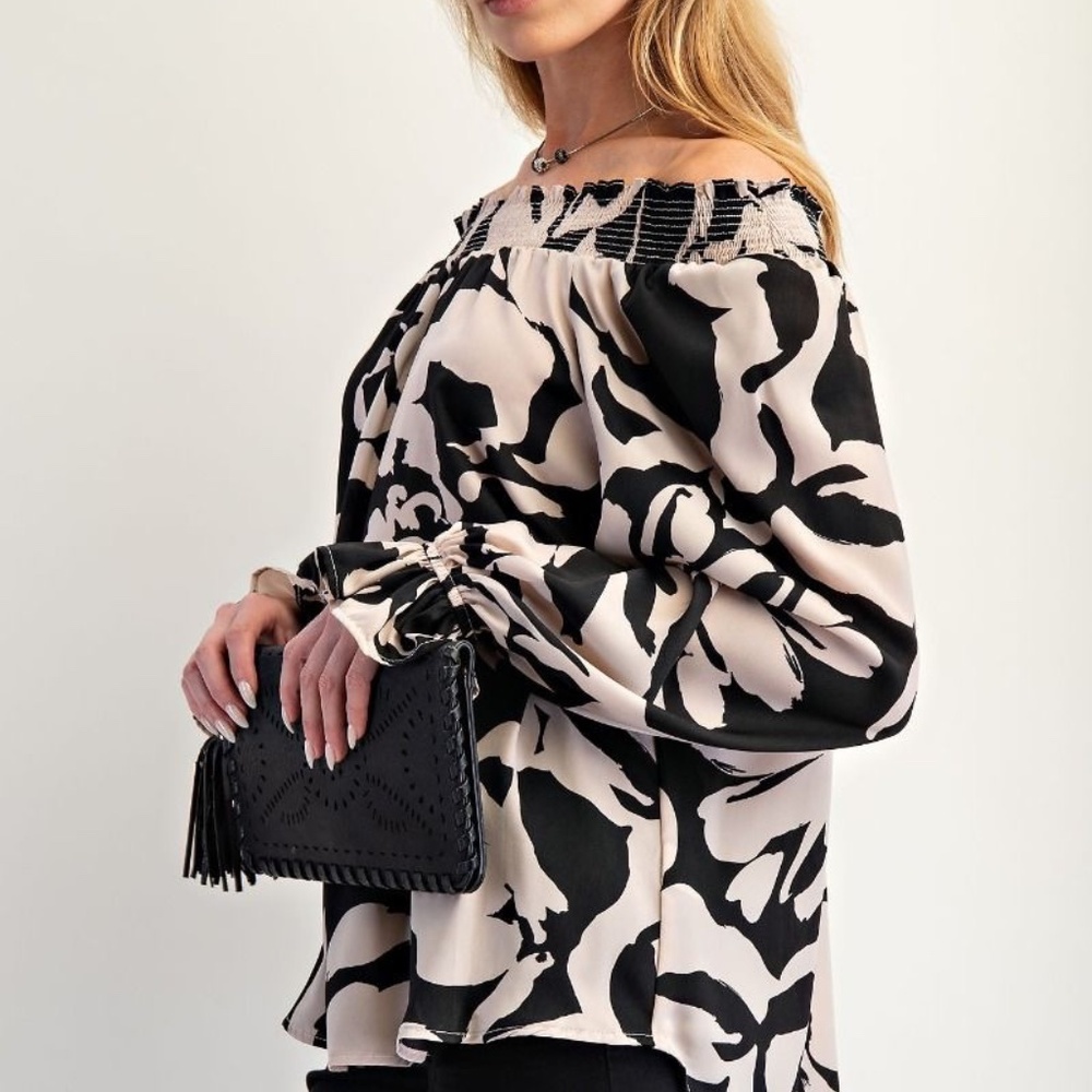 NEW EASEL SMOCKING OFF SHOULDER MIRABELLE BLOUSE TOP SHIRT SMALL OVERSIZED - Picture 3 of 10